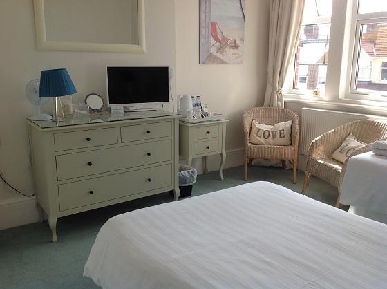 Bassets House Bed & Breakfast Eastbourne Ngoại thất bức ảnh