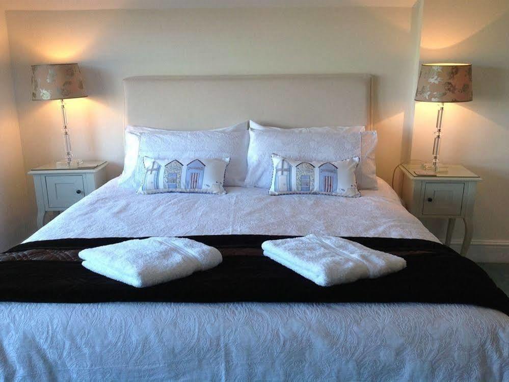 Bassets House Bed & Breakfast Eastbourne Ngoại thất bức ảnh